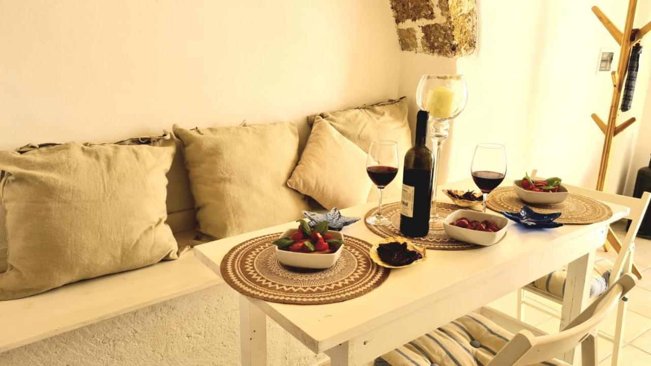 Mediterraneo House- Casa Nel Centro Storico ماتينو المظهر الخارجي الصورة